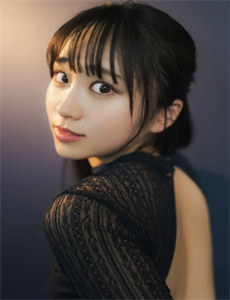 《美女睡衣秀-日本香港三级亚洲三级》