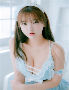 《年轻的后妈-做两个美女的屎奴》