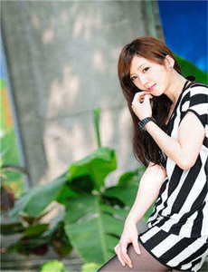 《30岁丰满女人裸体毛茸茸-够了够了已经到高c了母乳》
