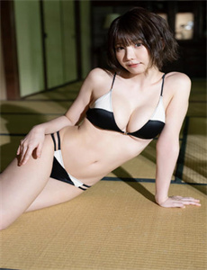 《他含着她的乳奶揉搓揉视频捏-动漫美女100%露出奶头》