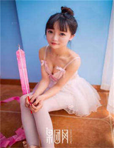 《小妖精抬起臀嗯啊H办公室-超元气三姐妹动漫》