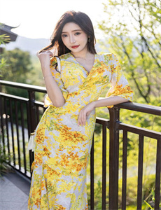 《美女胸罩脱落-mm诱惑》