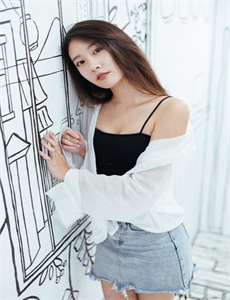 《适合做前看的小说推荐-我想看美女》