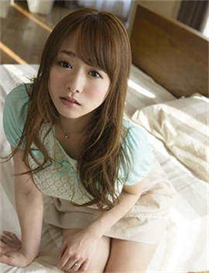 《女POREN 18学生-西西人体444RT高清大胆图片》